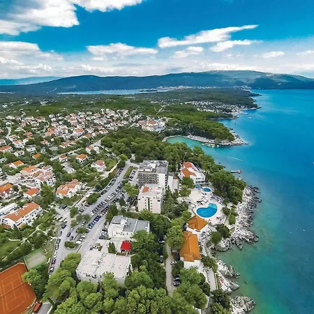 2 Bedroom Awesome In Salatici * Salatić