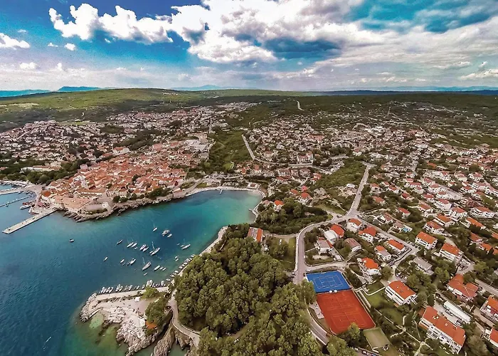 2 Bedroom Lovely In Salatici Διαμέρισμα Salatić
